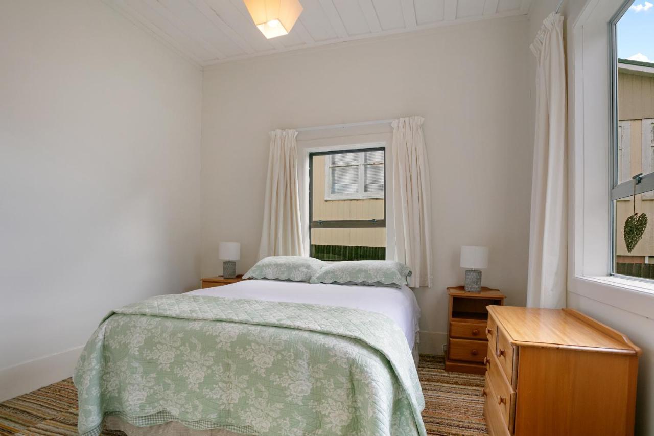 Clara'S Togs And Towels - Waihi - Bachcare Nz Villa Bagian luar foto